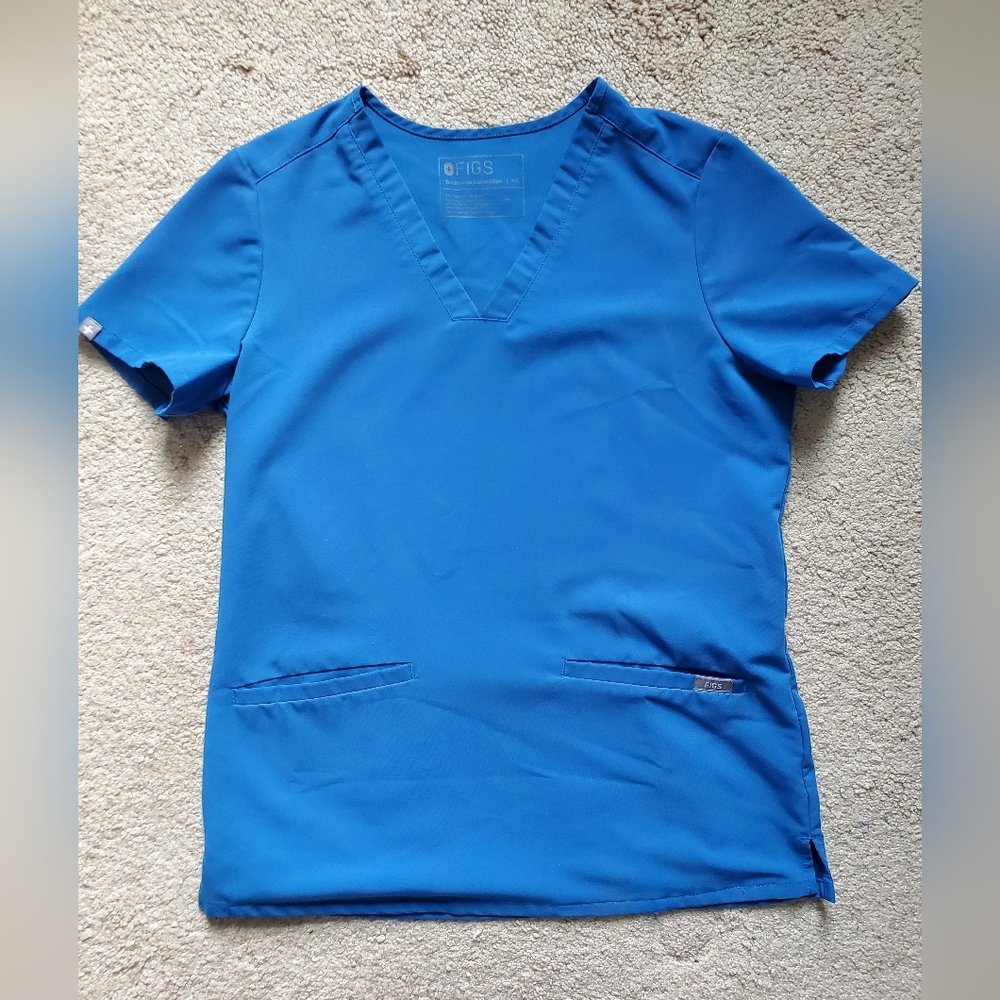 Figs 3 pocket scrub top